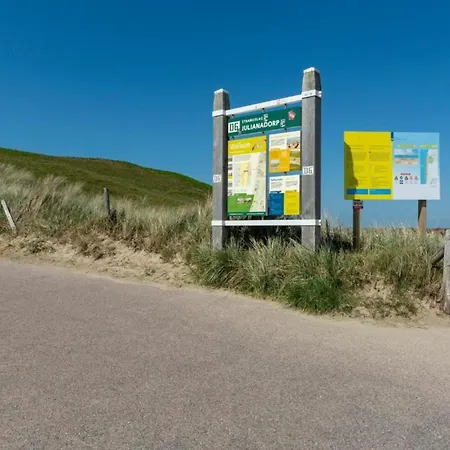 189 In Julianadorp Aan Zee アパート